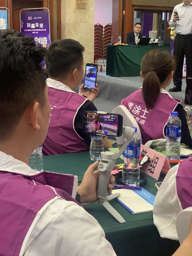 万利官网-不凡成就非凡,相信品牌力量